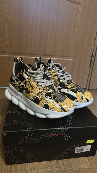 Versace chain reaction v2