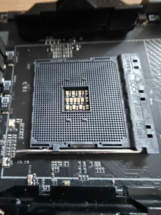 Placa de baza Gigabyte B550I AORUS PRO AX, Socket AM4