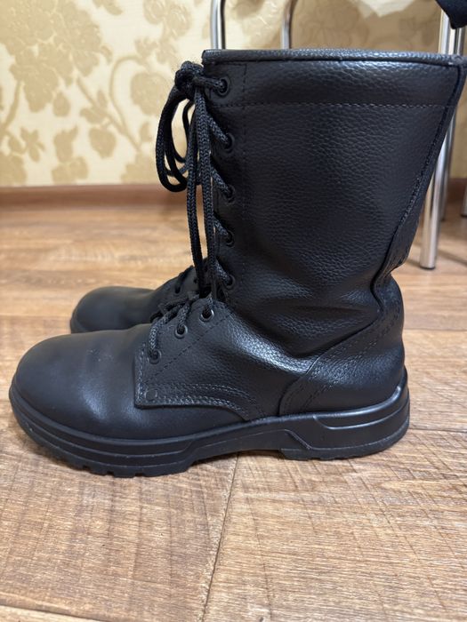 Берцы летние 43 р и рабочие ботинки 41 р