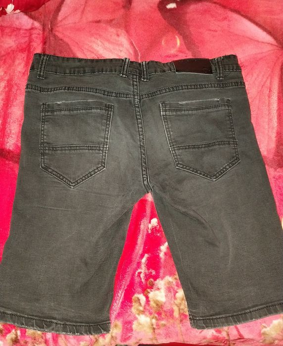 Pantaloni scurt DEE JEANS
