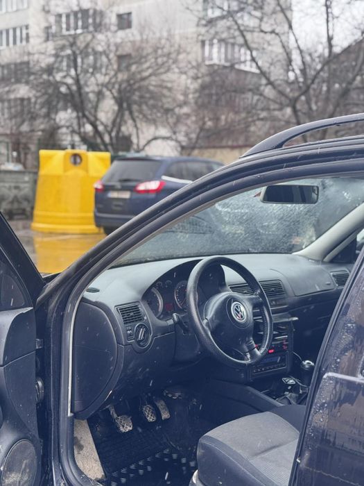 Vând golf 4 1.9 TDI AXR