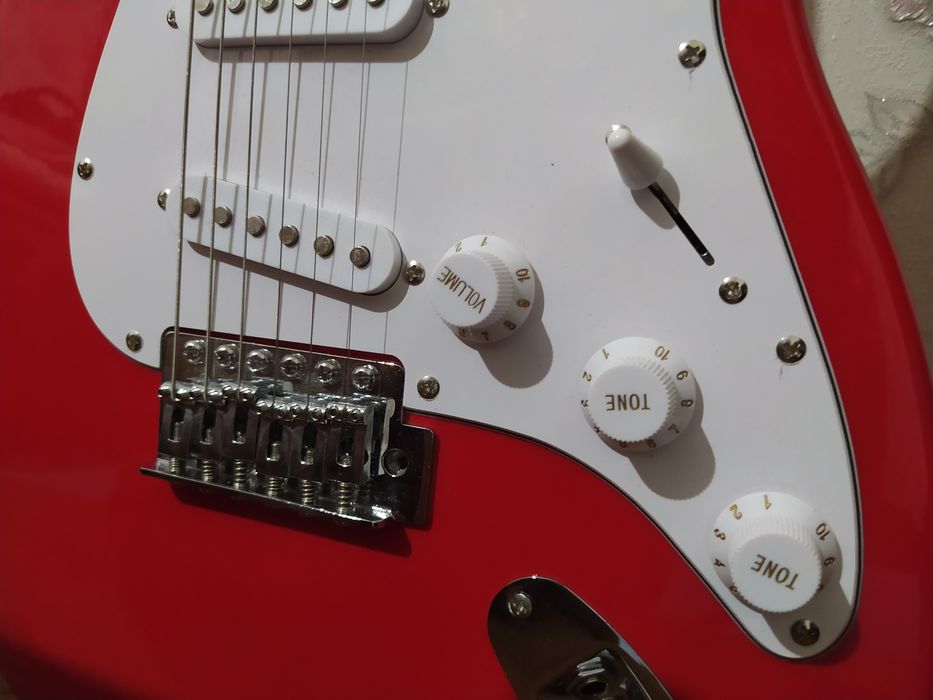 Электрогитара Terris СРОЧНО