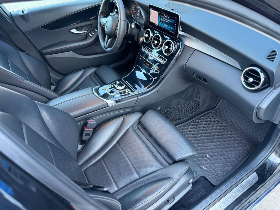 Mercedes C300 EQ - AMG - BiXenon - LED - Navi - 9G Tronic- Piele-EURO6