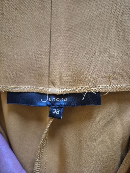 Елегантен костюм Junona ,цвят горчица