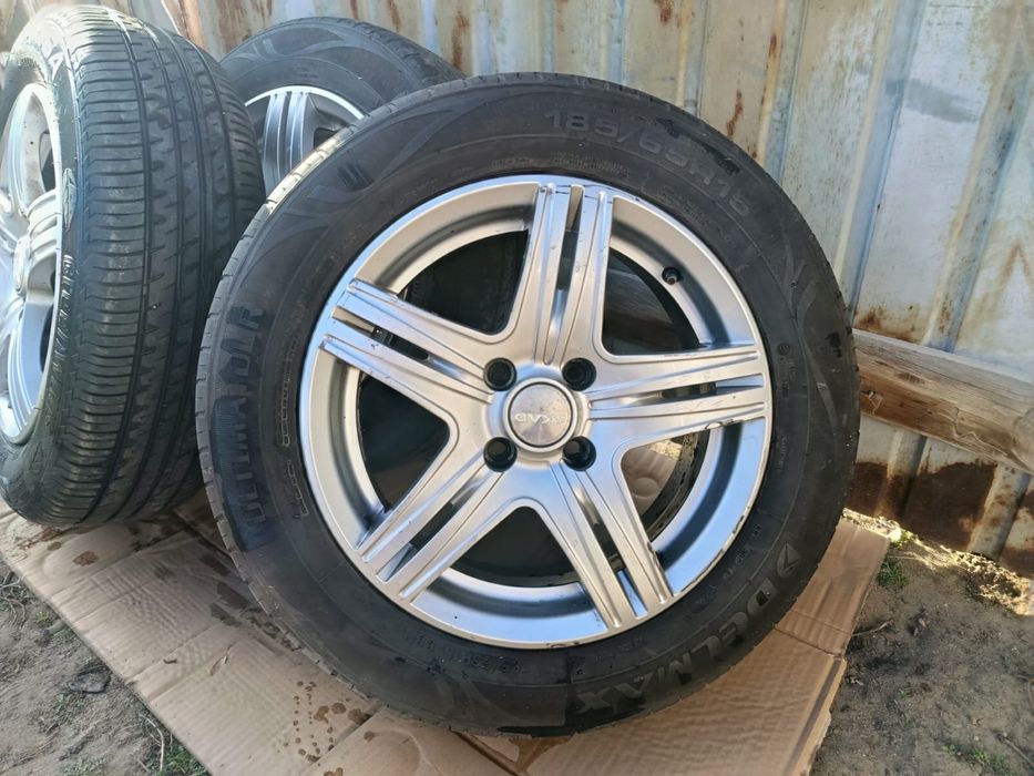 Продам резину на 15