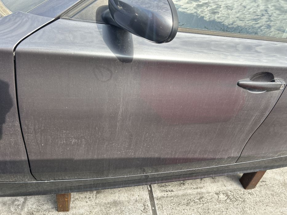 Usa laterala stanga Bmw seria 1 e87 sparkling graphite metalic