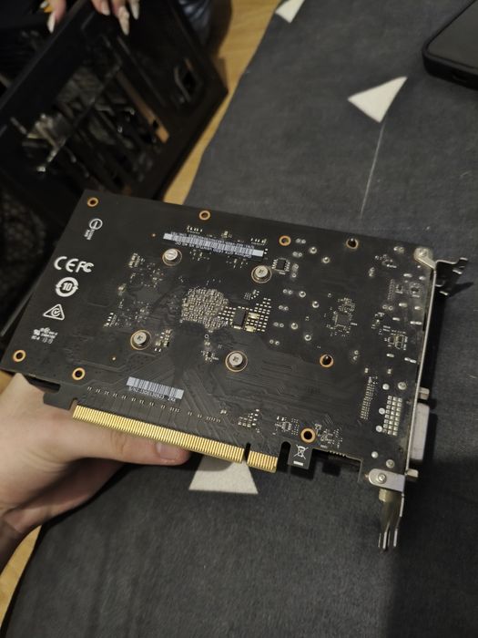 Placa video MSI GeForce GTX 1650 D6 VENTUS XS