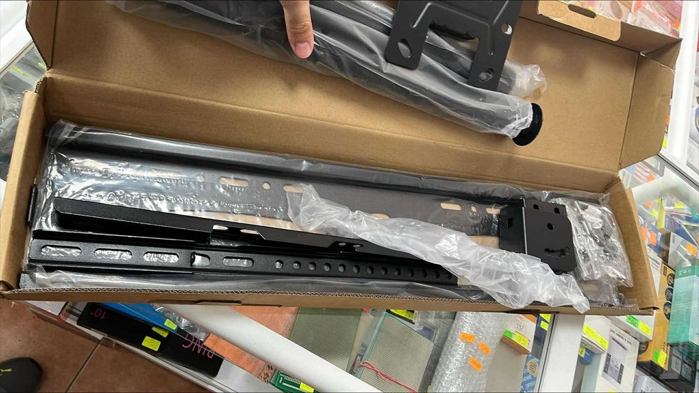 ПРОМО!! Таванна стойка за телевизор от 32 до 80 инча, до 35 кг