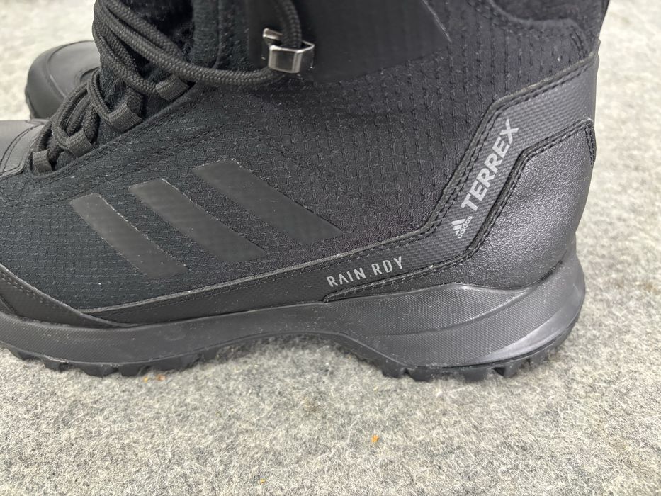 мъжки обувки маратонки Adidas terrex rain dry