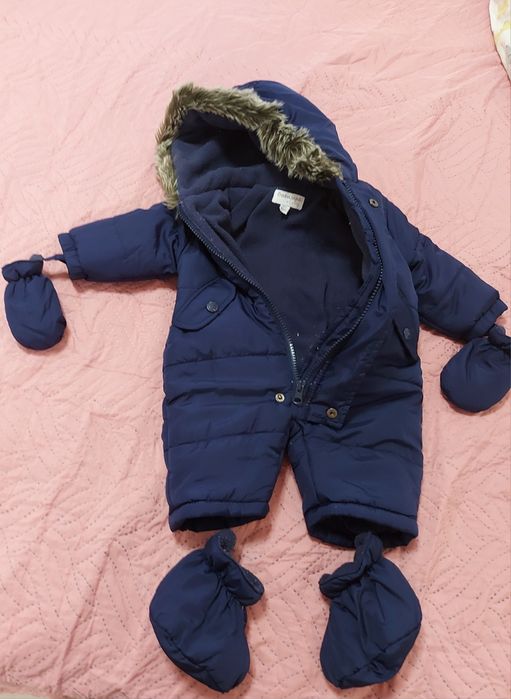 Ескимос за бебе с ръкавички и ботушки