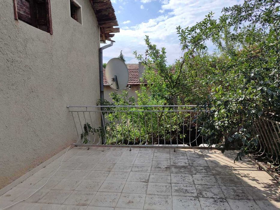 Продава се Къща в с. Миладиновци, Област Добрич - 100 кв.м за 350 €/кв.м - Снимка #14