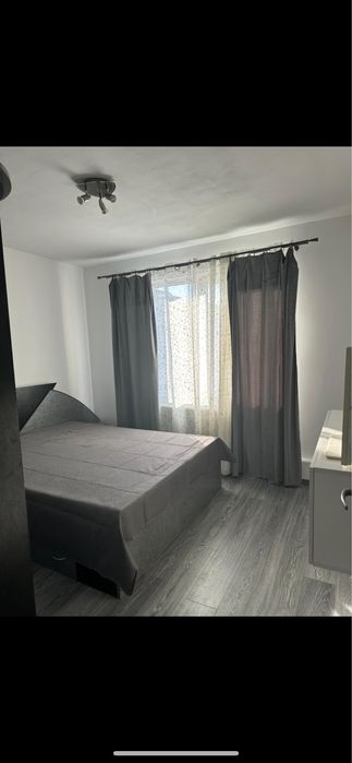 Inchiriez apartament 3 camere