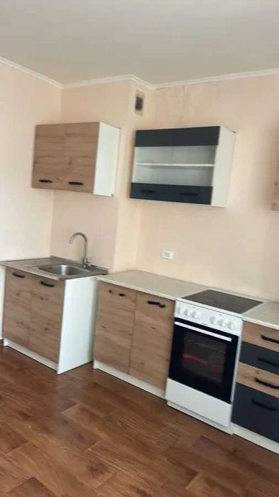 Дава се под наем Двустаен апартамент в София, Център - 55 кв.м за 392.7 € - Снимка #1