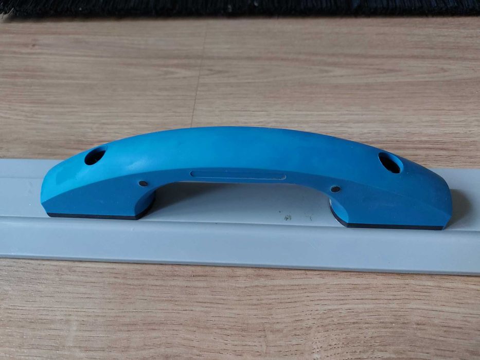 Магнезиева маламашка и четка за ресане на бетон