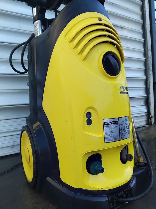 Водоструйка Karcher hd6/16M Profesional 220V 160bar Най Висок клас от мащините