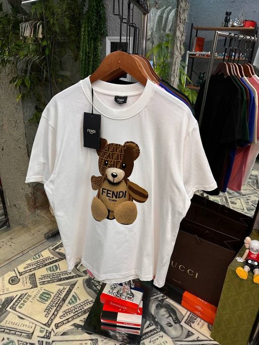 Мъжки тениски различни модели