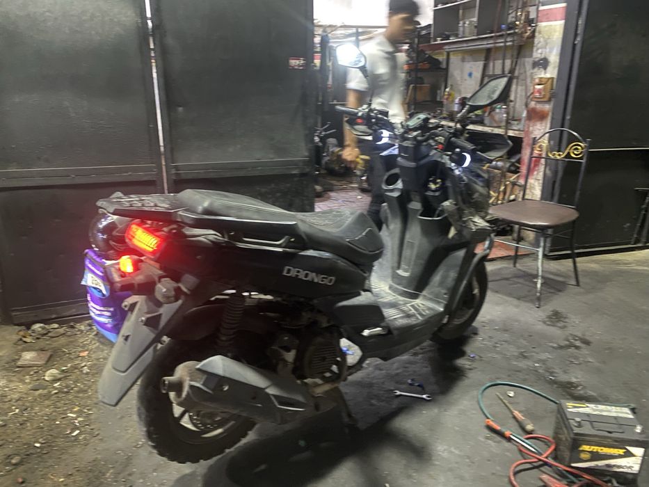Skuter Lifan motor sotiladi