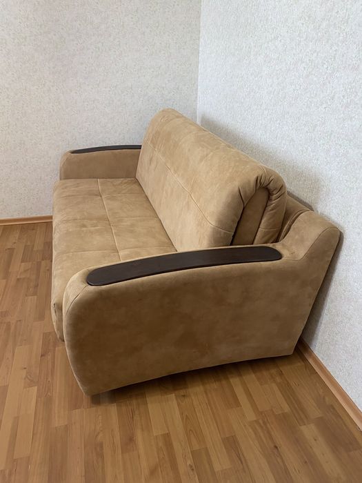 Продаю диван производство Бельгия.