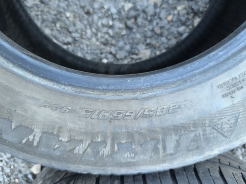 Продам резину Triangle 205/65/15