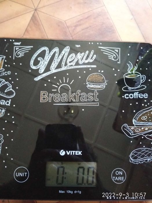 Весы кухонные продам.