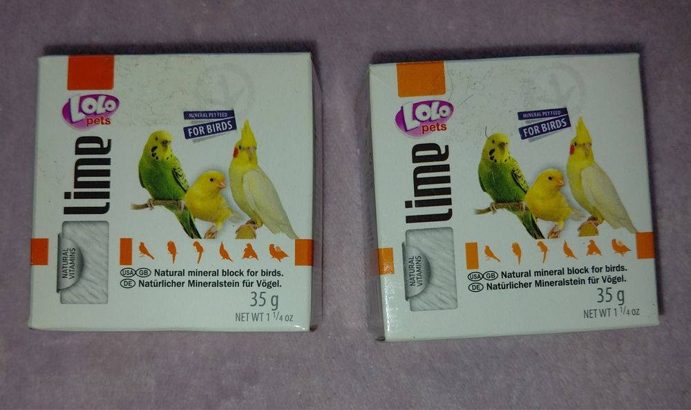 Nisip (362g), calcar natural (4 bucăți) şi hrănitor pentru păsări