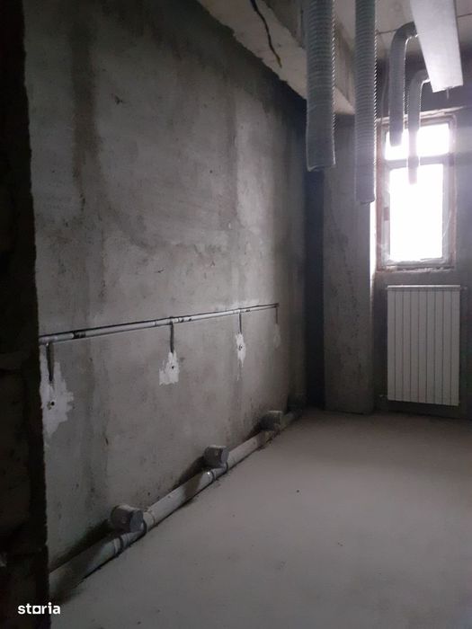 Constructie si teren ideale pentru saloane evenimente si altele