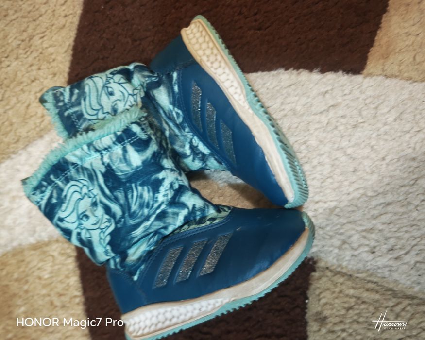 Adidas 22  ana i elza