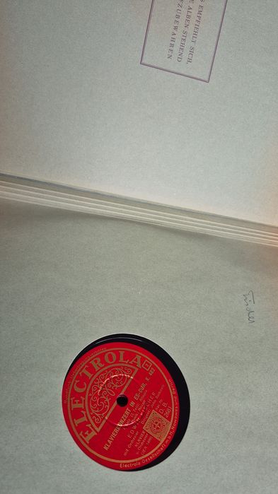 Vând 10 Discuri Grammophon & patefon colectie muzica clasică( 1 album)