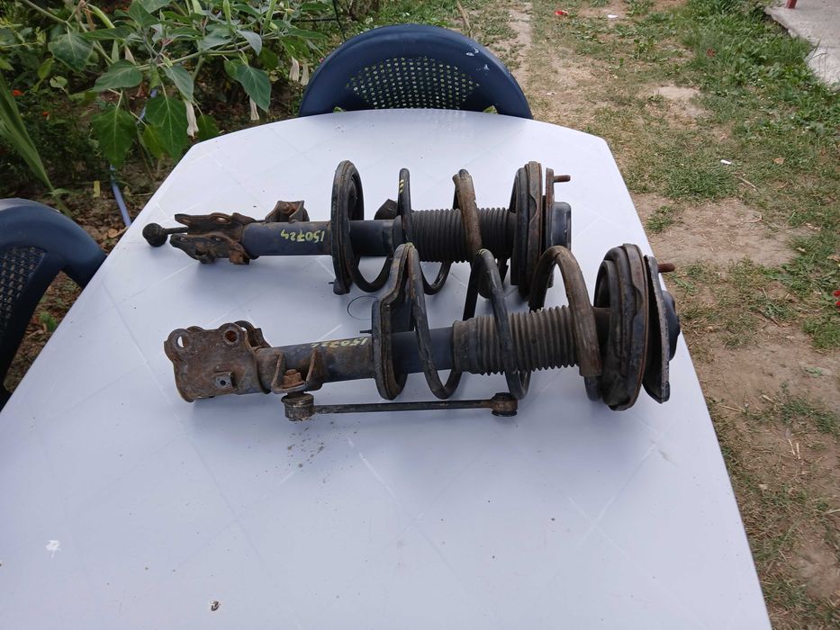 Vând telescoape kia carens 3 mai multe detalii in privat