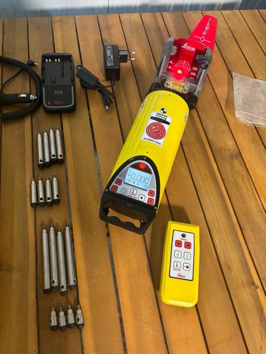 Nivela laser canalizare Leica Piper 200