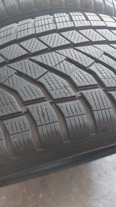 Зимни гуми 225/45/17 Falken Eurowinter 2 броя