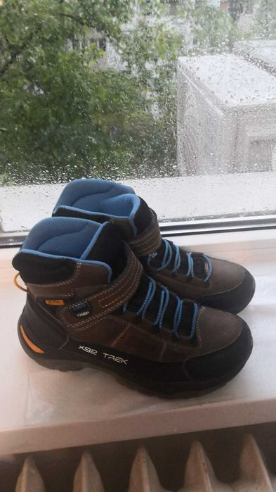 ghete trekking copii-Decahlon