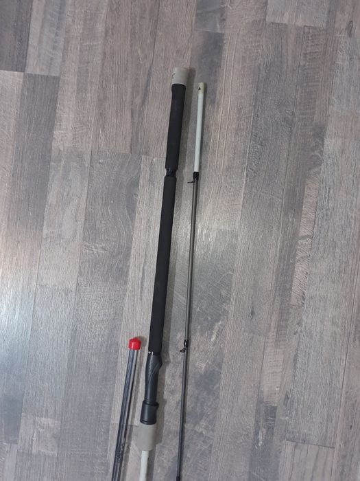 Vând lanseta tubertini styx  10 ft lungime 3 m