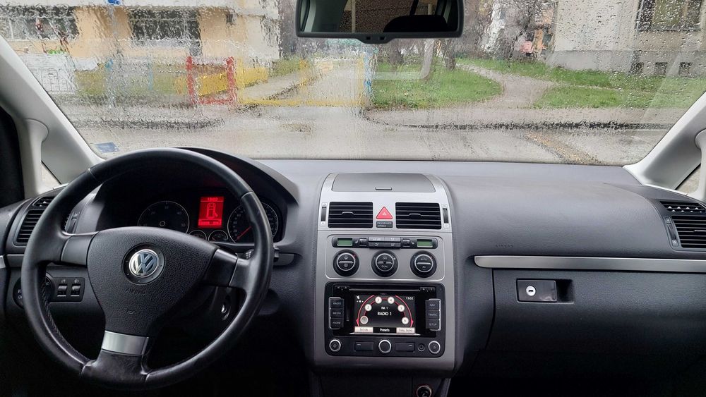 Volkswagen Touran 1.9 TDI BLS 105 к.с., Highline