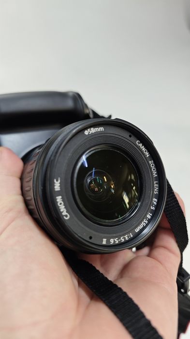 Canon 1100d с объективом 18-55