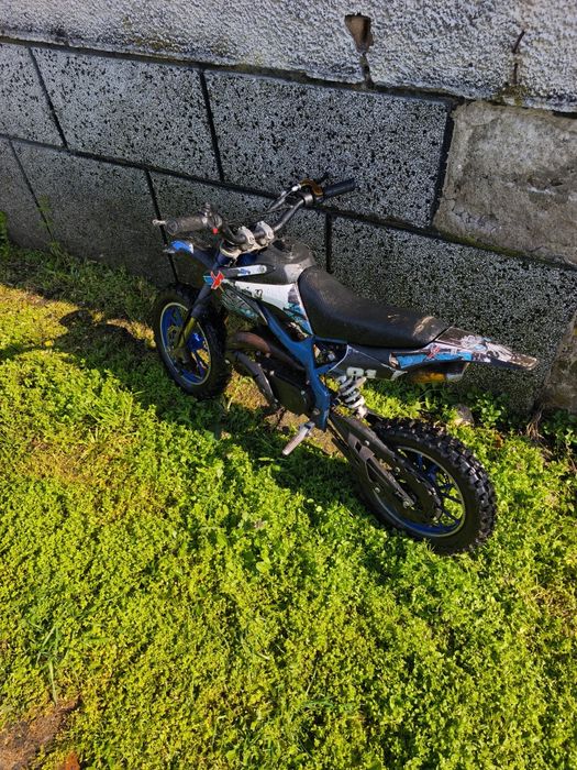 Кросово моторчее