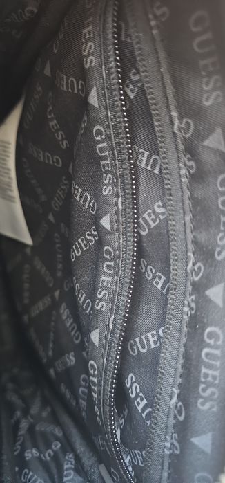 Мъжка чанта Guess