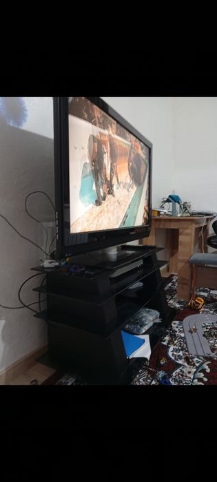 Телевизор Philips с приставкой андроид