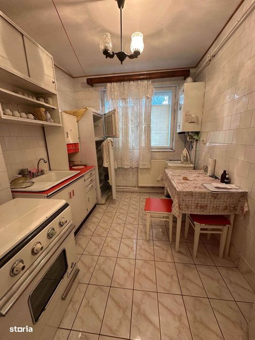 De vânzare apartament 2 camere etaj 1 zona Calea Galați / Rahovei — fotografia 1