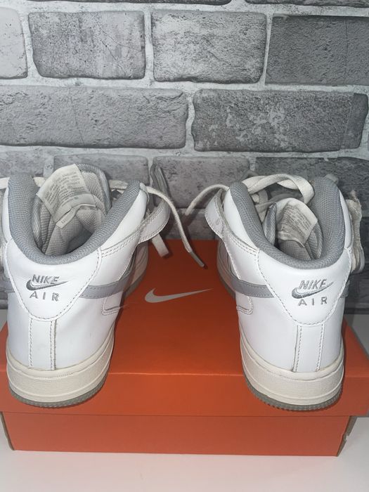 Air force 1 mid