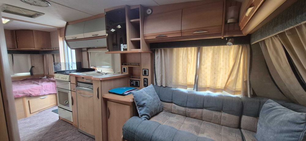 Rulota SWIFT Utopia pentru 5 persoane 2003