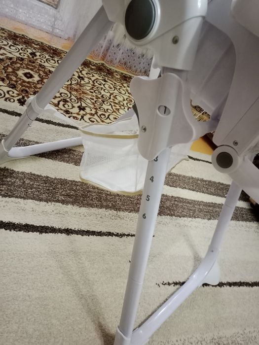 Продам детский стульчик для кормления