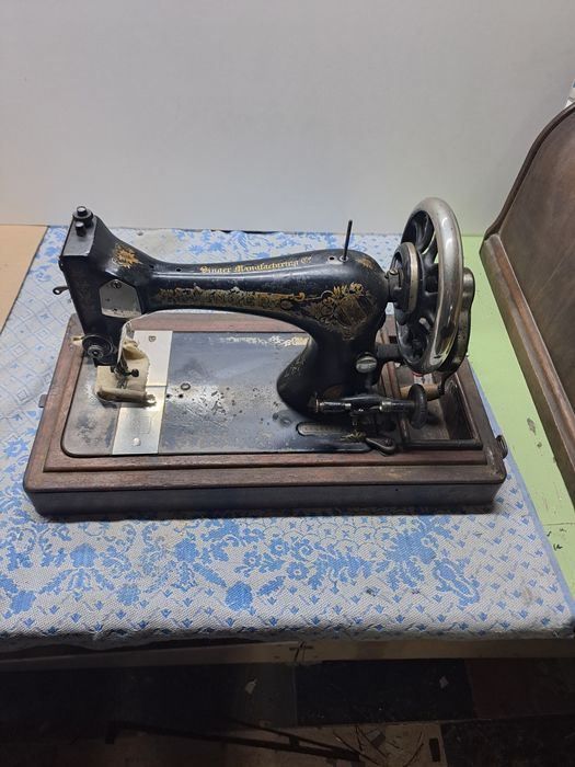 Машинка швейная ЗИНГЕР