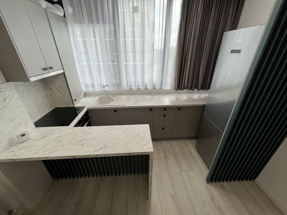 Închiriez garsoniera zona Nordic
