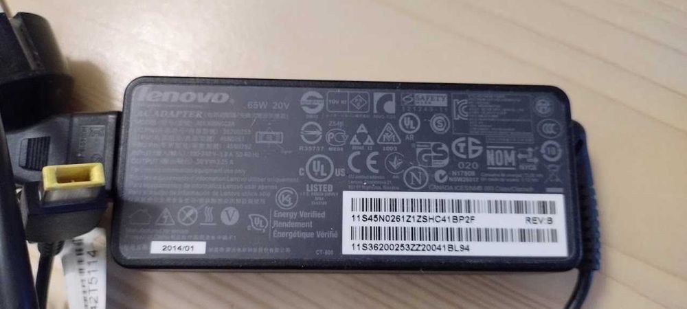 Mini PC Lenovo Lenovo M80q serie: PC292XPL