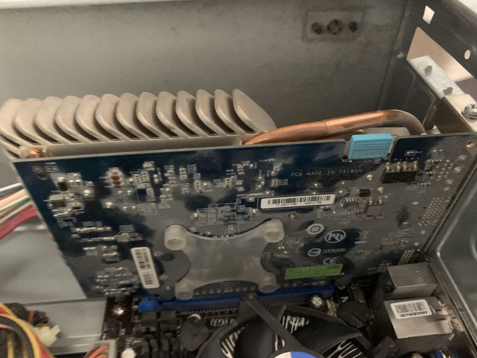 Продам компьютерный блок