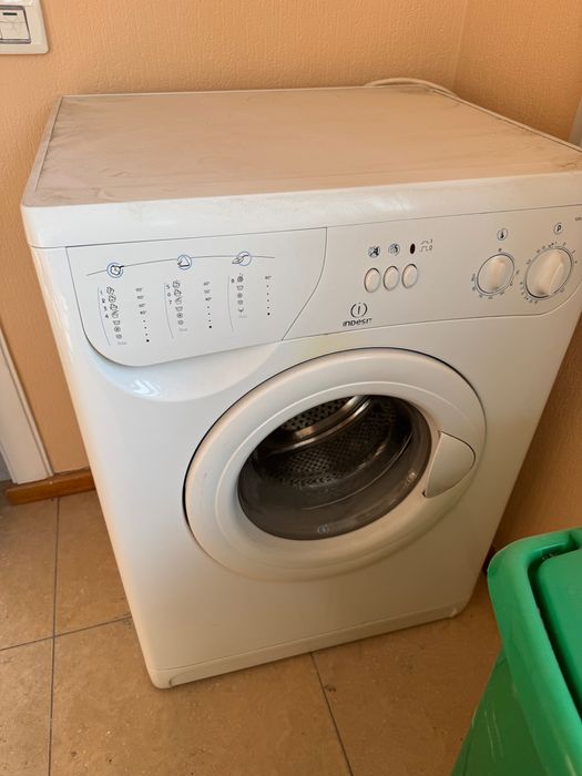 Стиральная машина Indesit