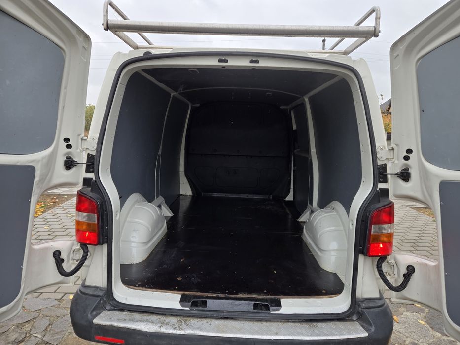 VOLKSWAGEN Transporter 2010 — imagine 5