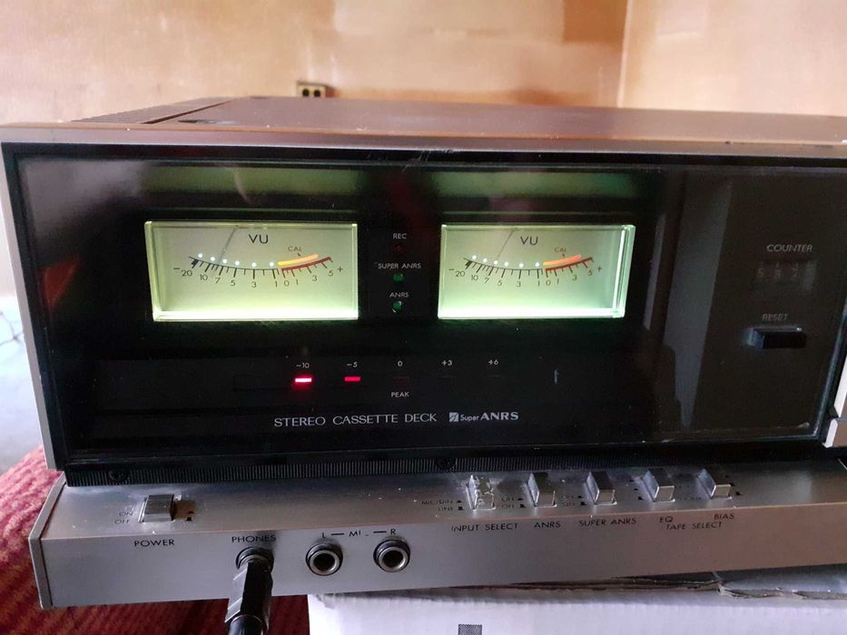Топ модел дек JVC KD- S201Е- К7-USA model-Японска супер качествена машина.