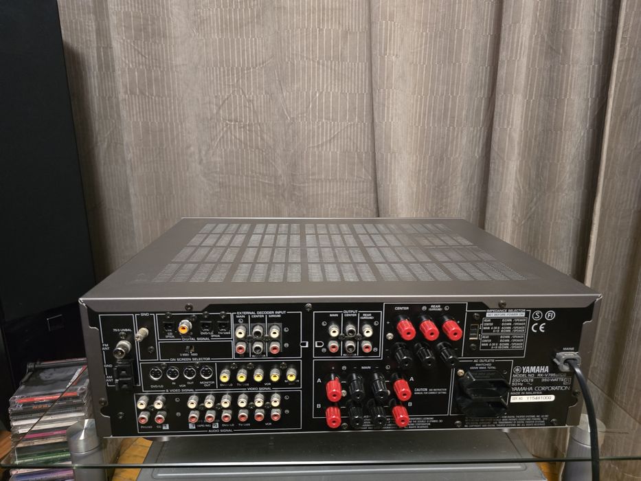 Amplificator Yamaha RX-V795aRDS – putere mare, 5.1, sunet Hi-Fi, construcție solidă!